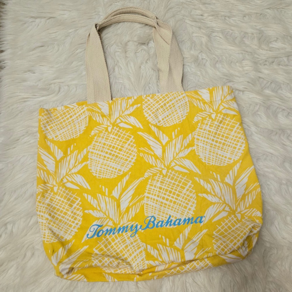 Tommy Bahama Pineapple Print Canvas Tote Bag Yellow White Tropical Beach Bag